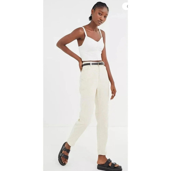 Urban Outfitters BDG Mom high rise corduroy pants. Size 27 - Picture 3 of 9